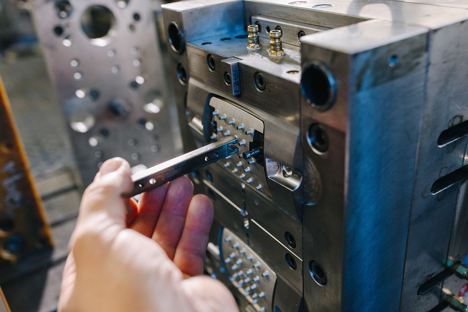 Präzision in Serie – mit Spritzgießwerkzeugen von Metalltechnik Börde.