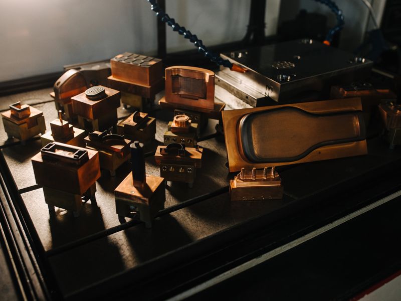 Verschiedene Kupferelektroden für das Senkerodieren – präzise gefertigt bei Metalltechnik Börde.